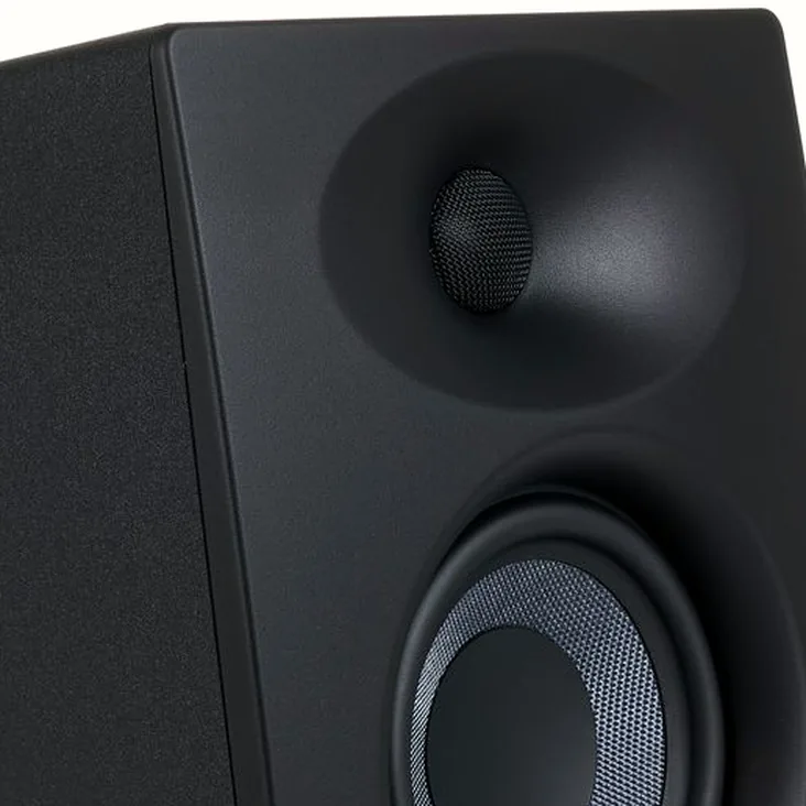 Presonus Eris Studio 4 Recenze: Analýza frekvenčního pásma a výkonu