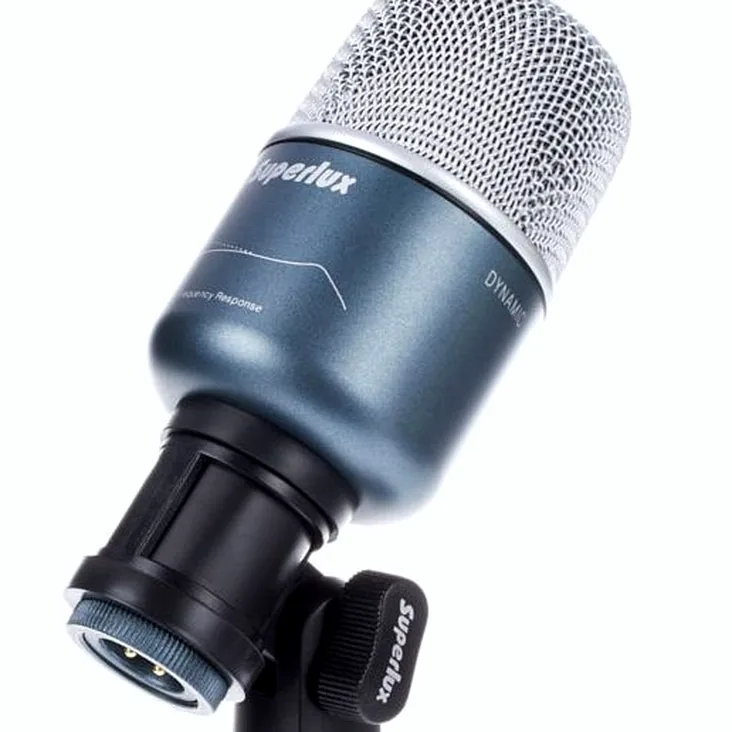Superlux Pro 218A Recenze: Ověřujeme spolehlivost v mixu