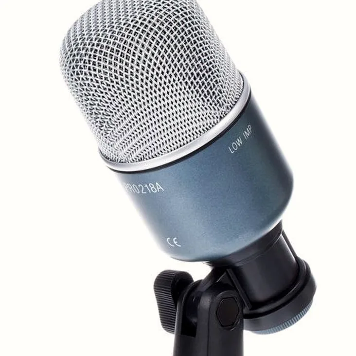 Superlux Pro 218A Recenze: Ověřujeme spolehlivost v mixu