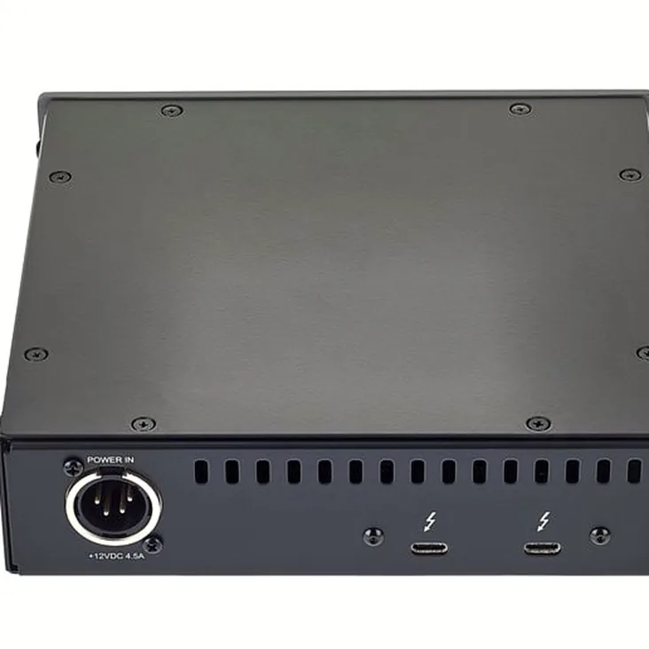 Universal Audio UAD-2 Satellite TB3 Quad Recenze: Trefa nebo vedle?