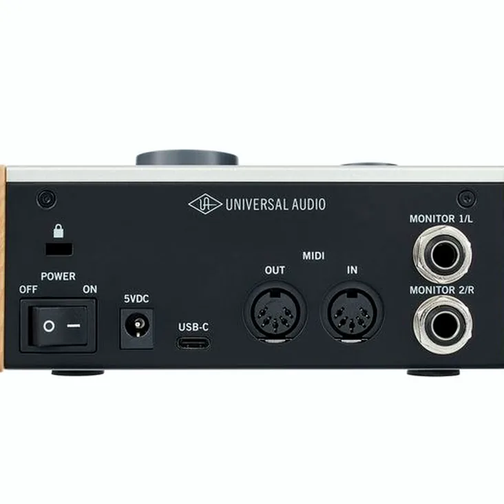 Universal Audio Volt 176 USB Recording Studio Recenze: Technické detaily
