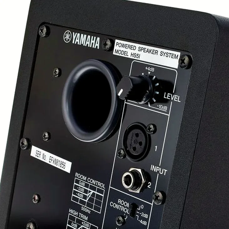 Yamaha HS 5I Recenze: Pod lupou: detaily a zvuková scéna