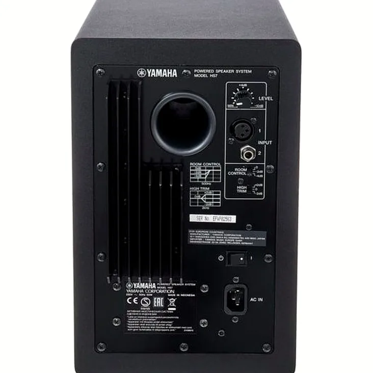 Yamaha HS 7 Recenze: Výhody a nevýhody konstrukce