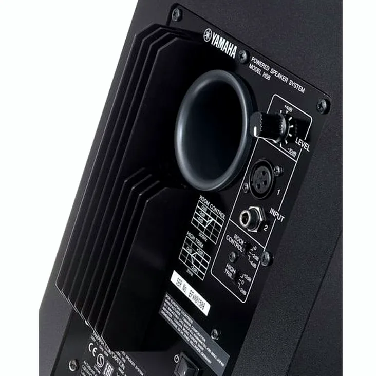 Yamaha HS 8 Recenze: Analýza frekvenčního pásma a výkonu