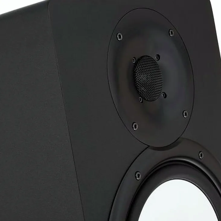 Yamaha HS 8I Recenze: Objektivní pohled na vybavení